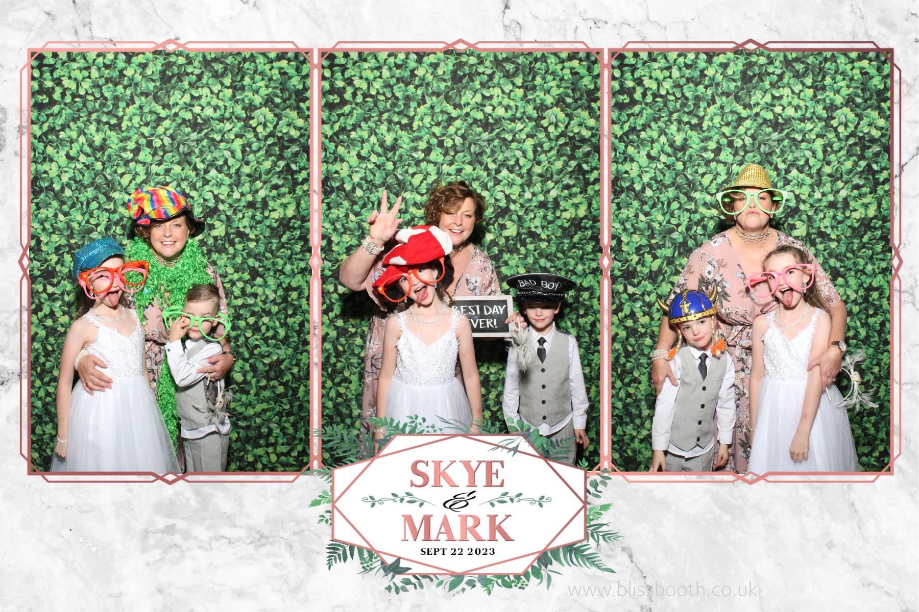 Skye and Mark | View more photos from the event at gallery.blissbooth.co.uk/u/BlissBooth/Skye-and-Mark