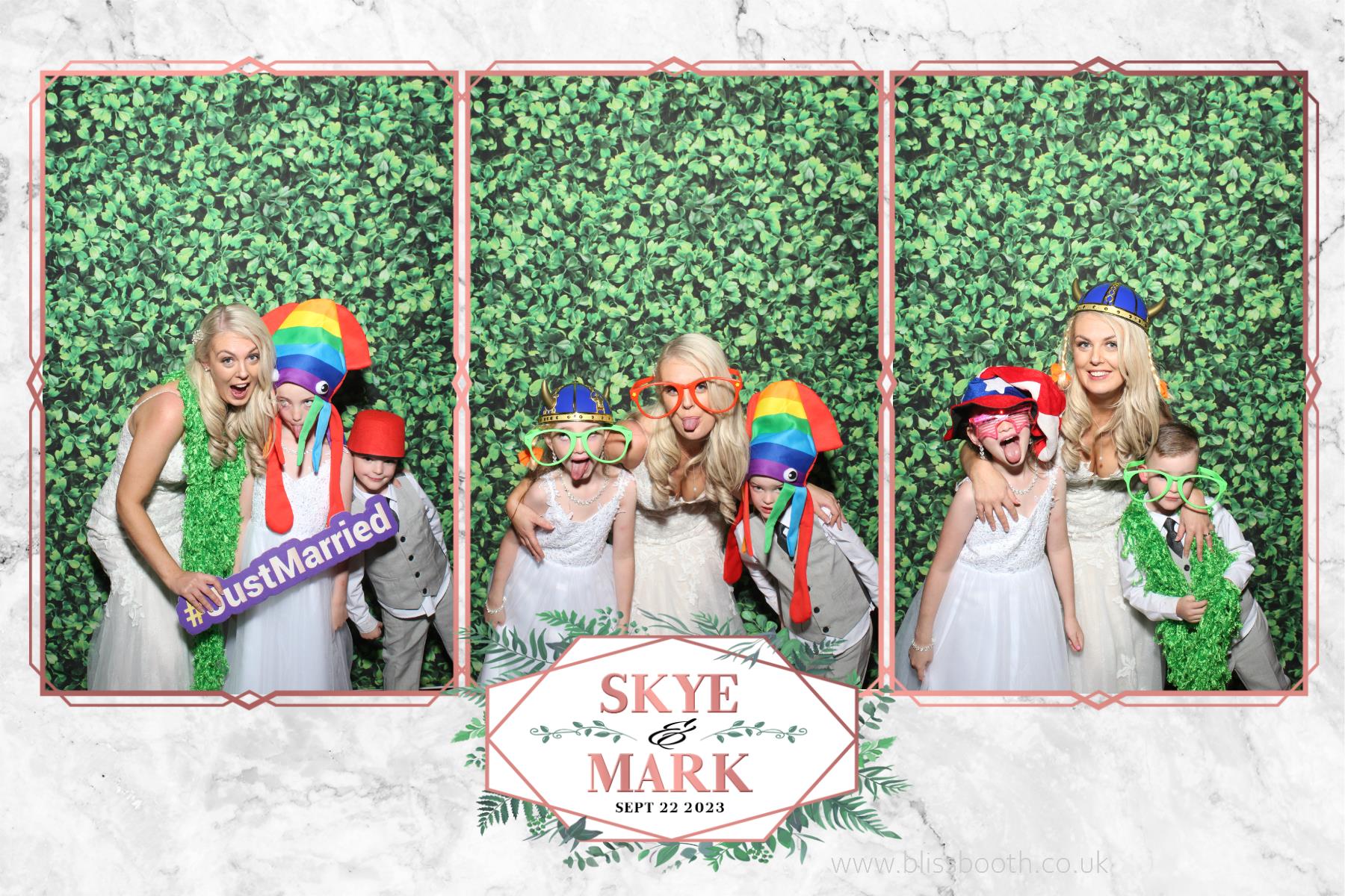 Skye and Mark | View more photos from the event at gallery.blissbooth.co.uk/u/BlissBooth/Skye-and-Mark