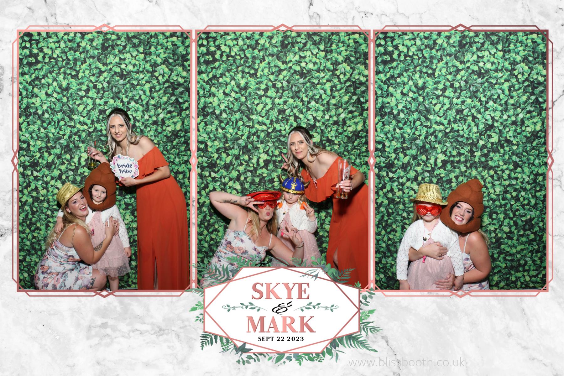 Skye and Mark | View more photos from the event at gallery.blissbooth.co.uk/u/BlissBooth/Skye-and-Mark