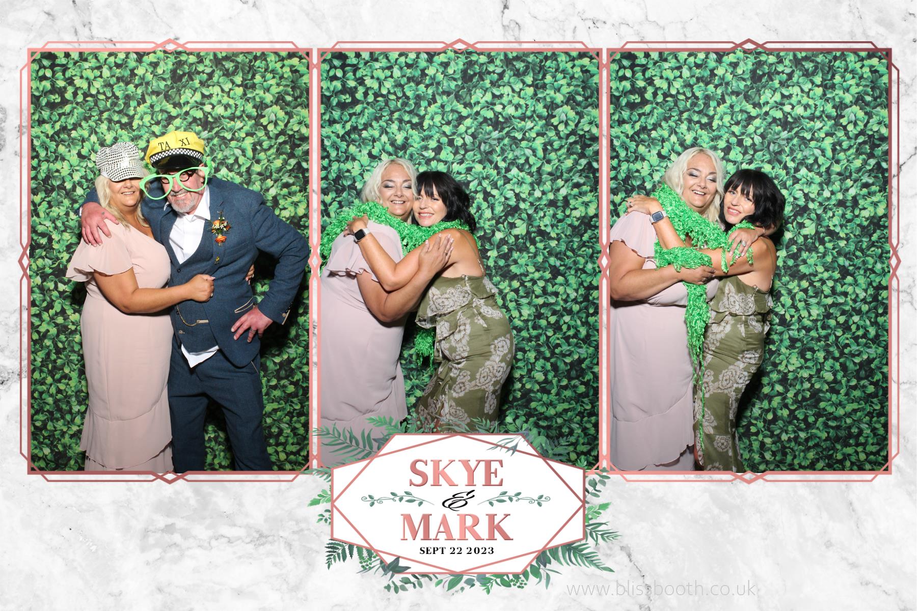 Skye and Mark | View more photos from the event at gallery.blissbooth.co.uk/u/BlissBooth/Skye-and-Mark