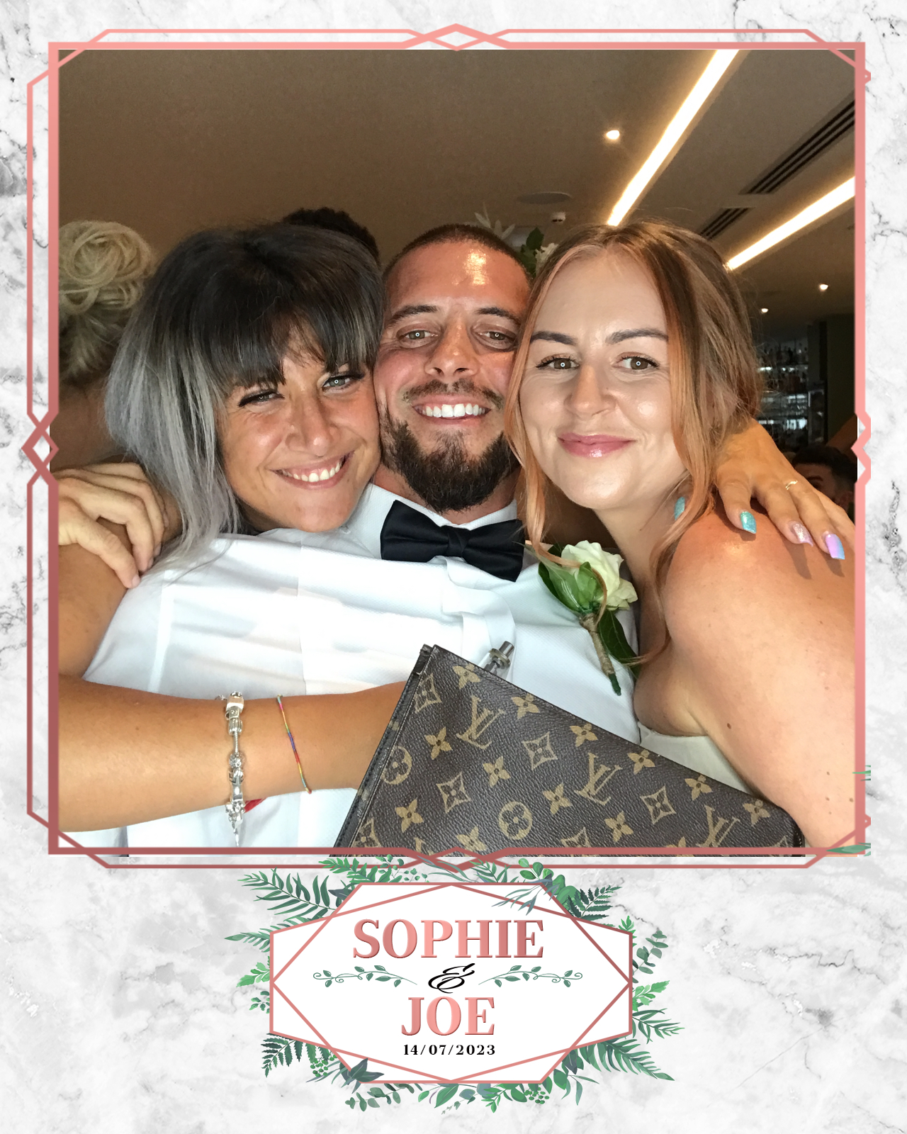 Sophie & Joe | View more photos from the event at gallery.blissbooth.co.uk/u/BlissBooth/Sophie-Joe