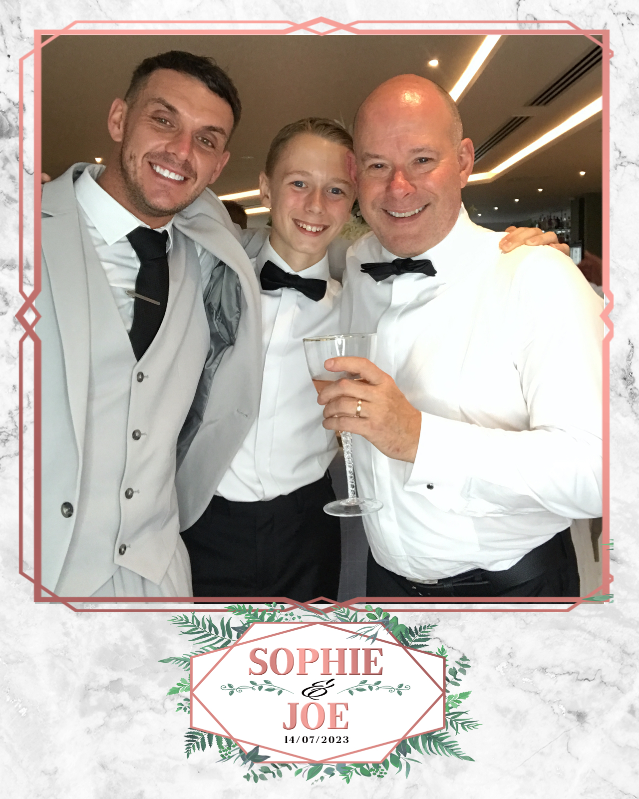 Sophie & Joe | View more photos from the event at gallery.blissbooth.co.uk/u/BlissBooth/Sophie-Joe