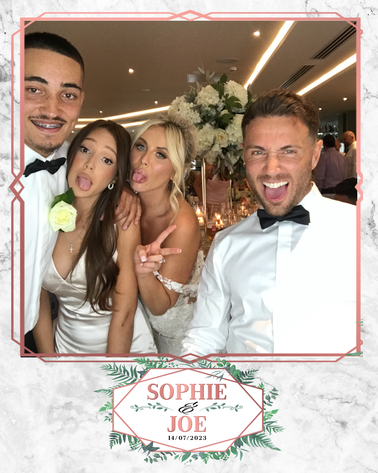 Sophie & Joe | View more photos from the event at gallery.blissbooth.co.uk/u/BlissBooth/Sophie-Joe