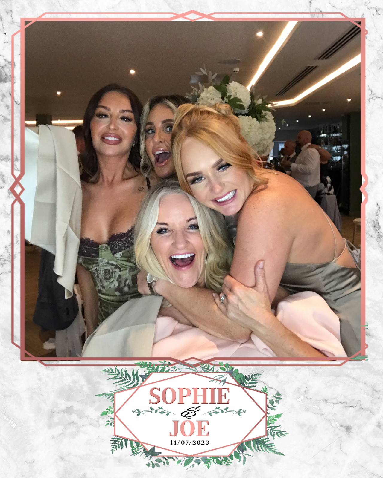 Sophie & Joe | View more photos from the event at gallery.blissbooth.co.uk/u/BlissBooth/Sophie-Joe