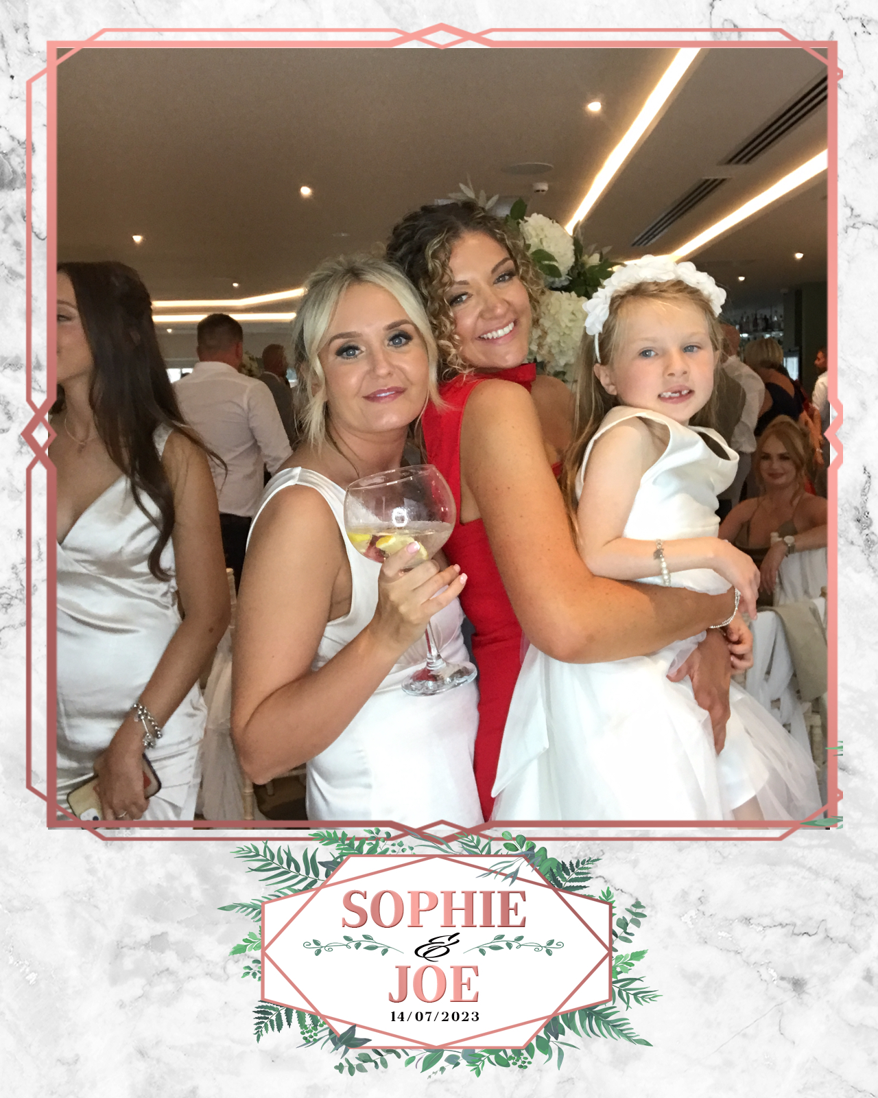 Sophie & Joe | View more photos from the event at gallery.blissbooth.co.uk/u/BlissBooth/Sophie-Joe