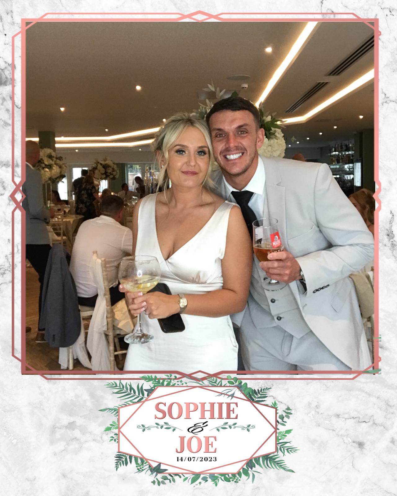 Sophie & Joe | View more photos from the event at gallery.blissbooth.co.uk/u/BlissBooth/Sophie-Joe