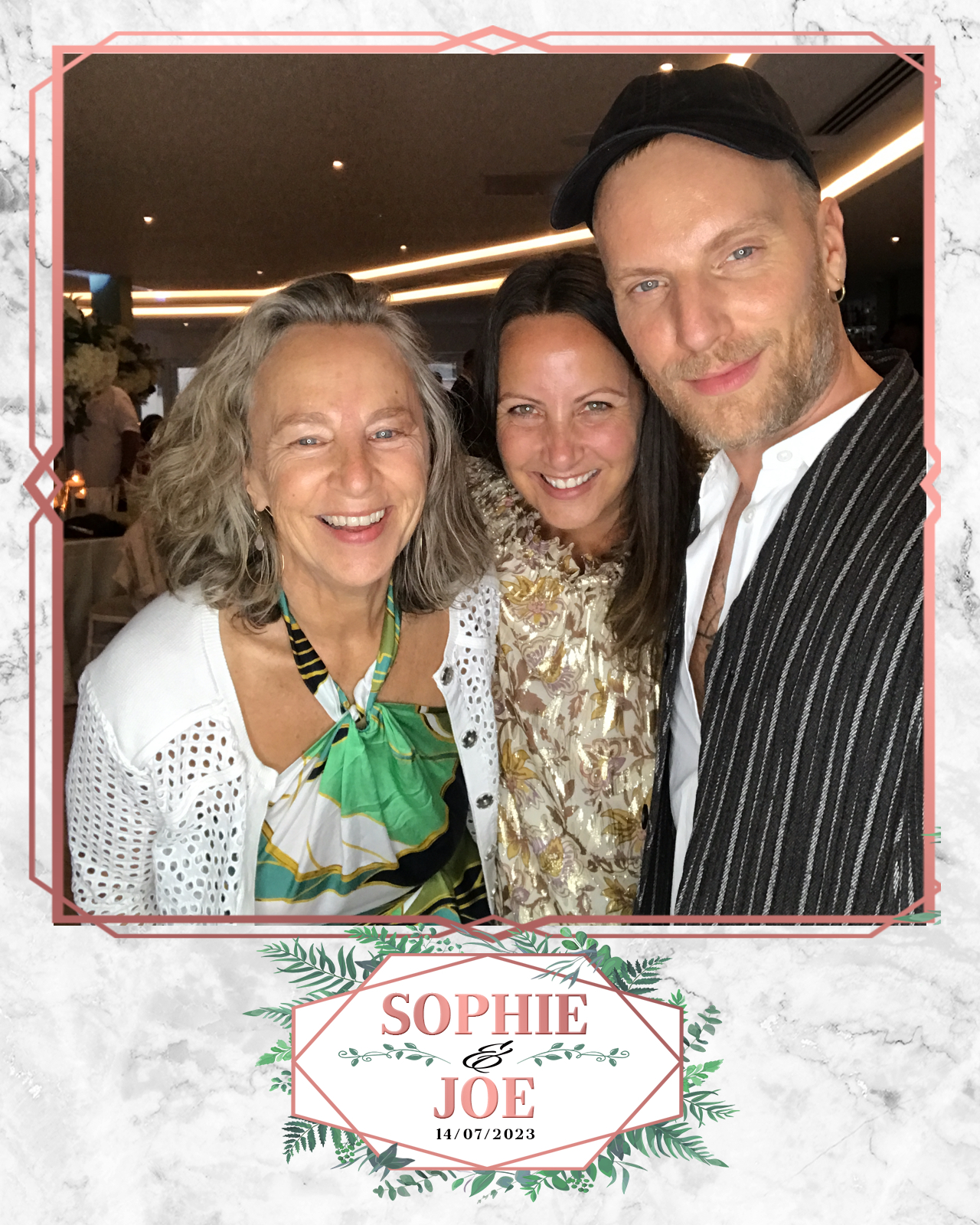 Sophie & Joe | View more photos from the event at gallery.blissbooth.co.uk/u/BlissBooth/Sophie-Joe