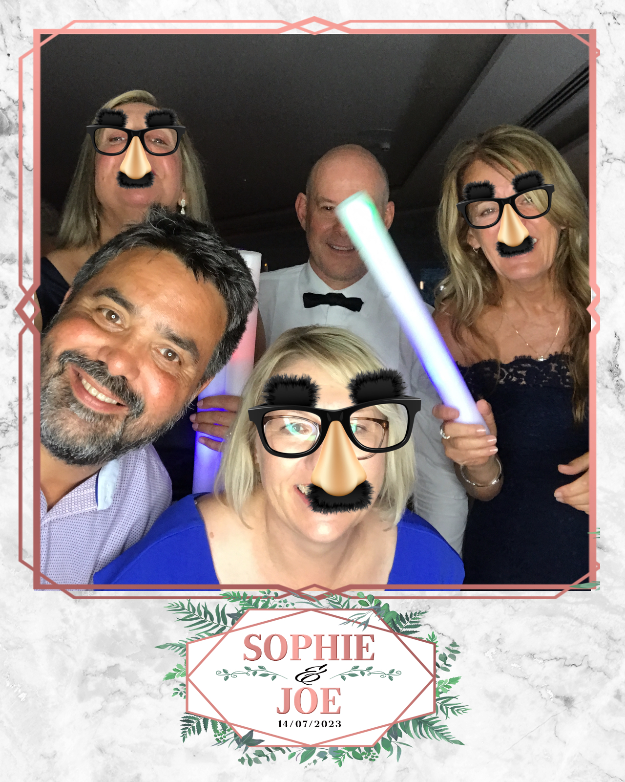 Sophie & Joe | View more photos from the event at gallery.blissbooth.co.uk/u/BlissBooth/Sophie-Joe