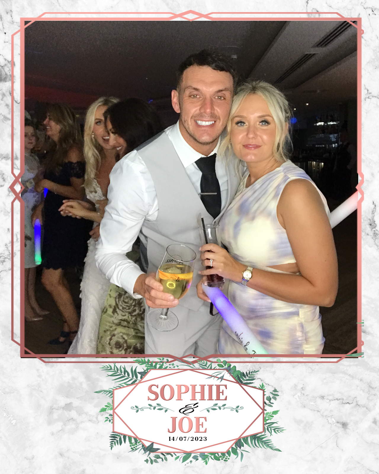 Sophie & Joe | View more photos from the event at gallery.blissbooth.co.uk/u/BlissBooth/Sophie-Joe