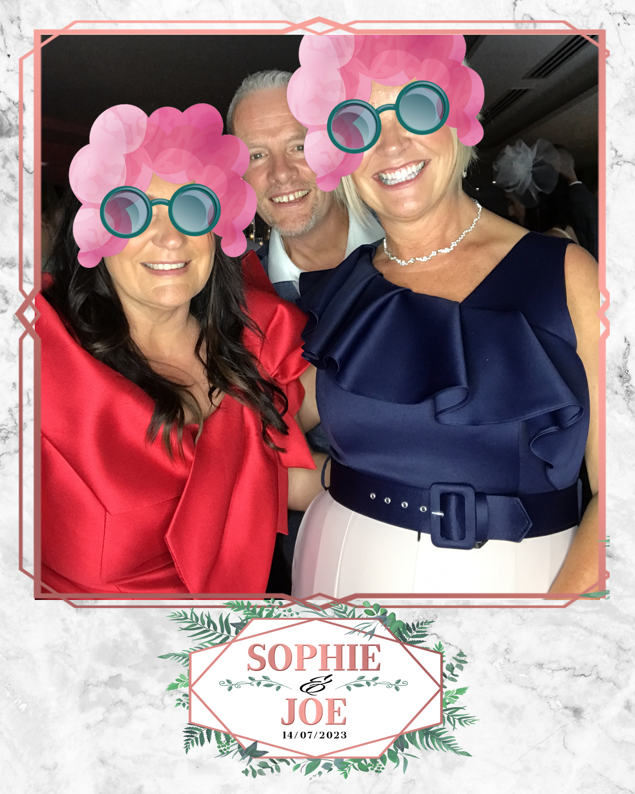 Sophie & Joe | View more photos from the event at gallery.blissbooth.co.uk/u/BlissBooth/Sophie-Joe