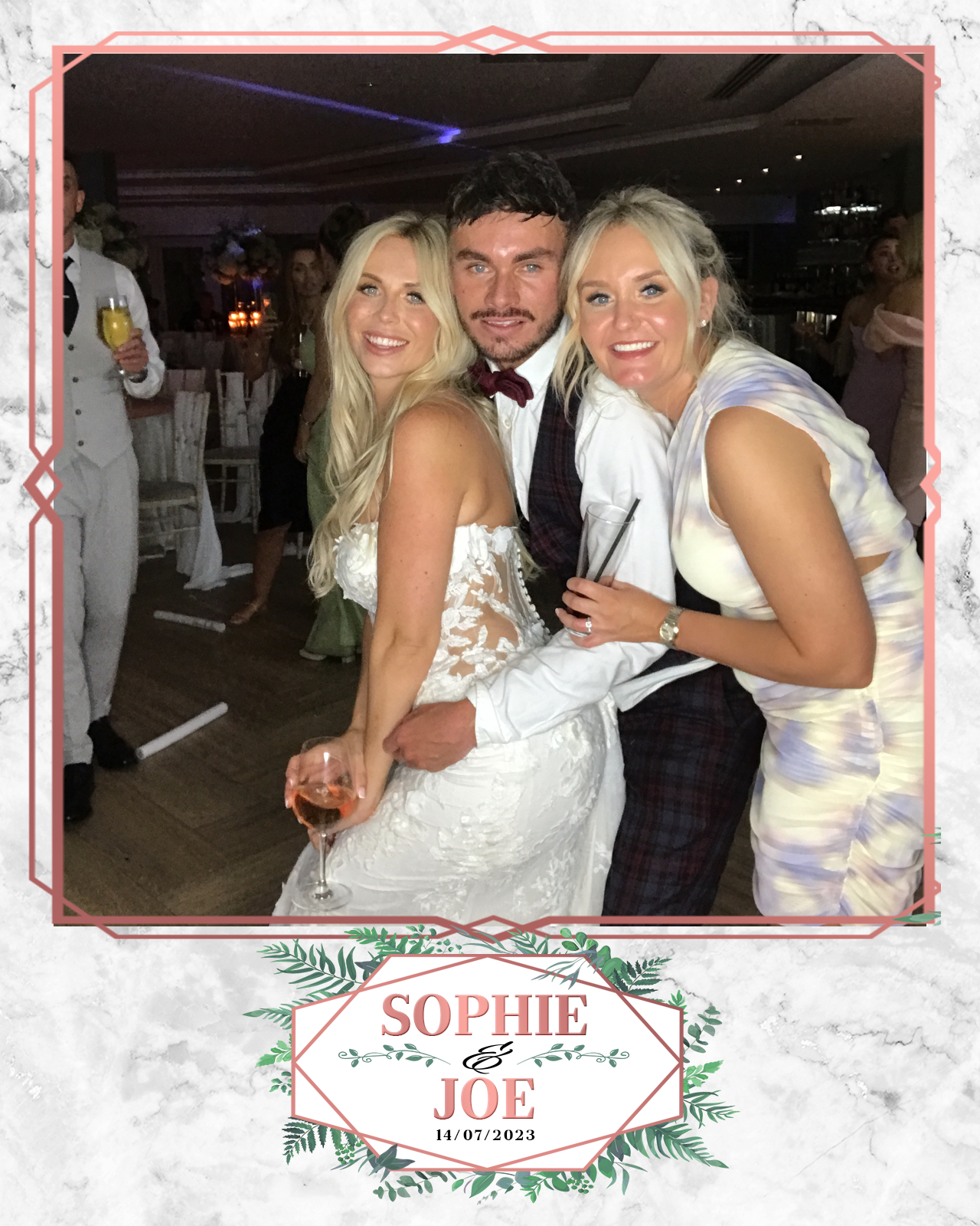 Sophie & Joe | View more photos from the event at gallery.blissbooth.co.uk/u/BlissBooth/Sophie-Joe