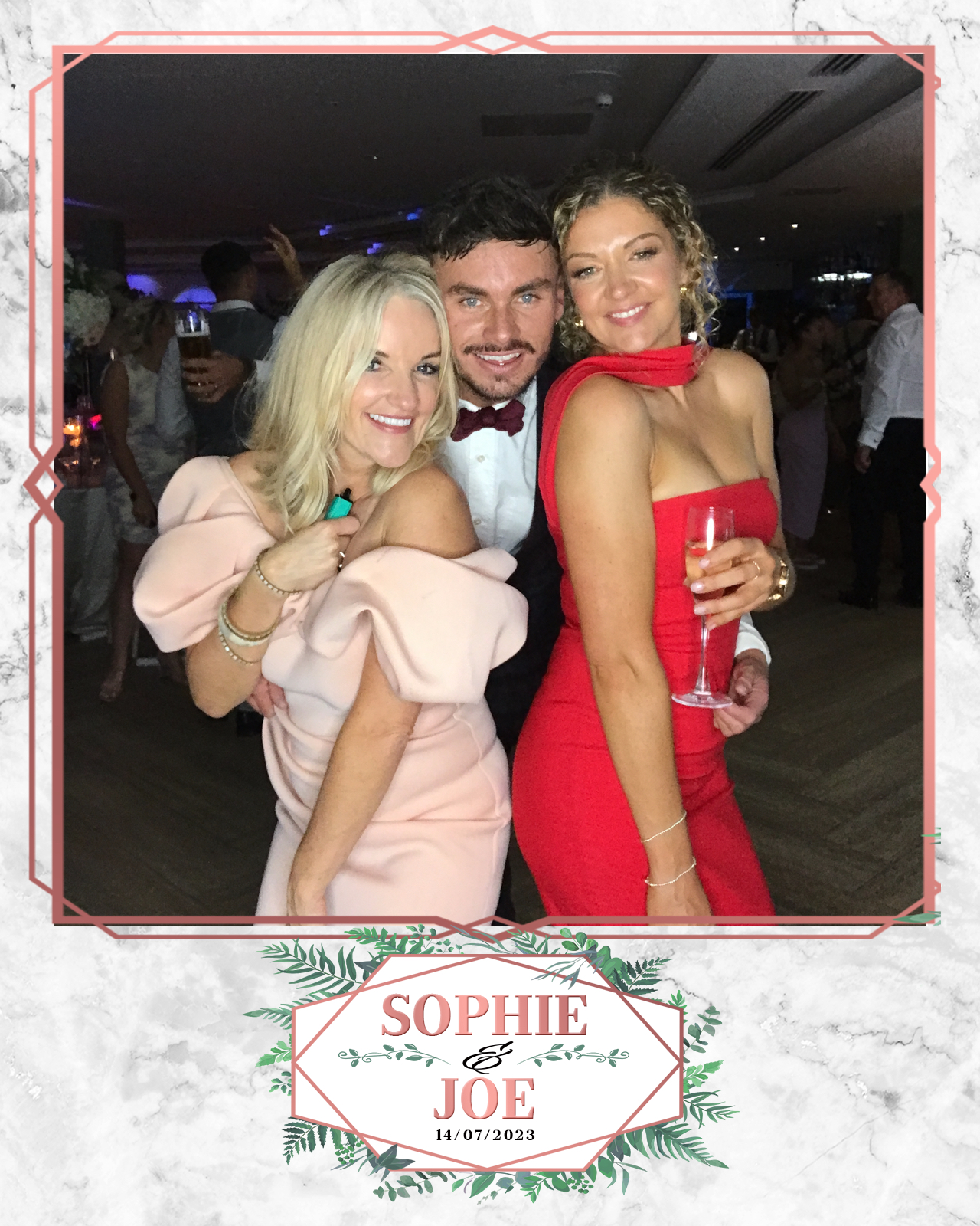 Sophie & Joe | View more photos from the event at gallery.blissbooth.co.uk/u/BlissBooth/Sophie-Joe
