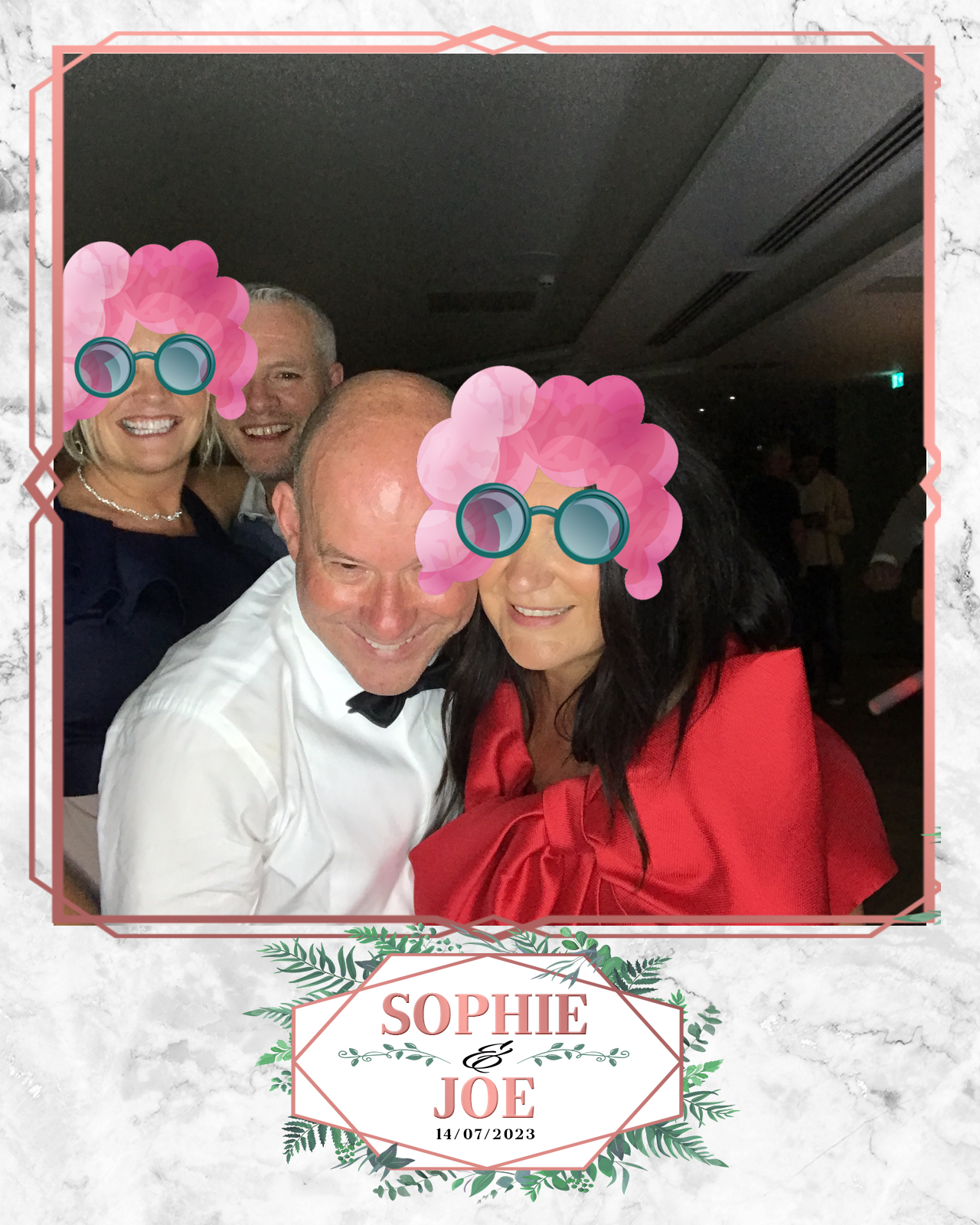 Sophie & Joe | View more photos from the event at gallery.blissbooth.co.uk/u/BlissBooth/Sophie-Joe