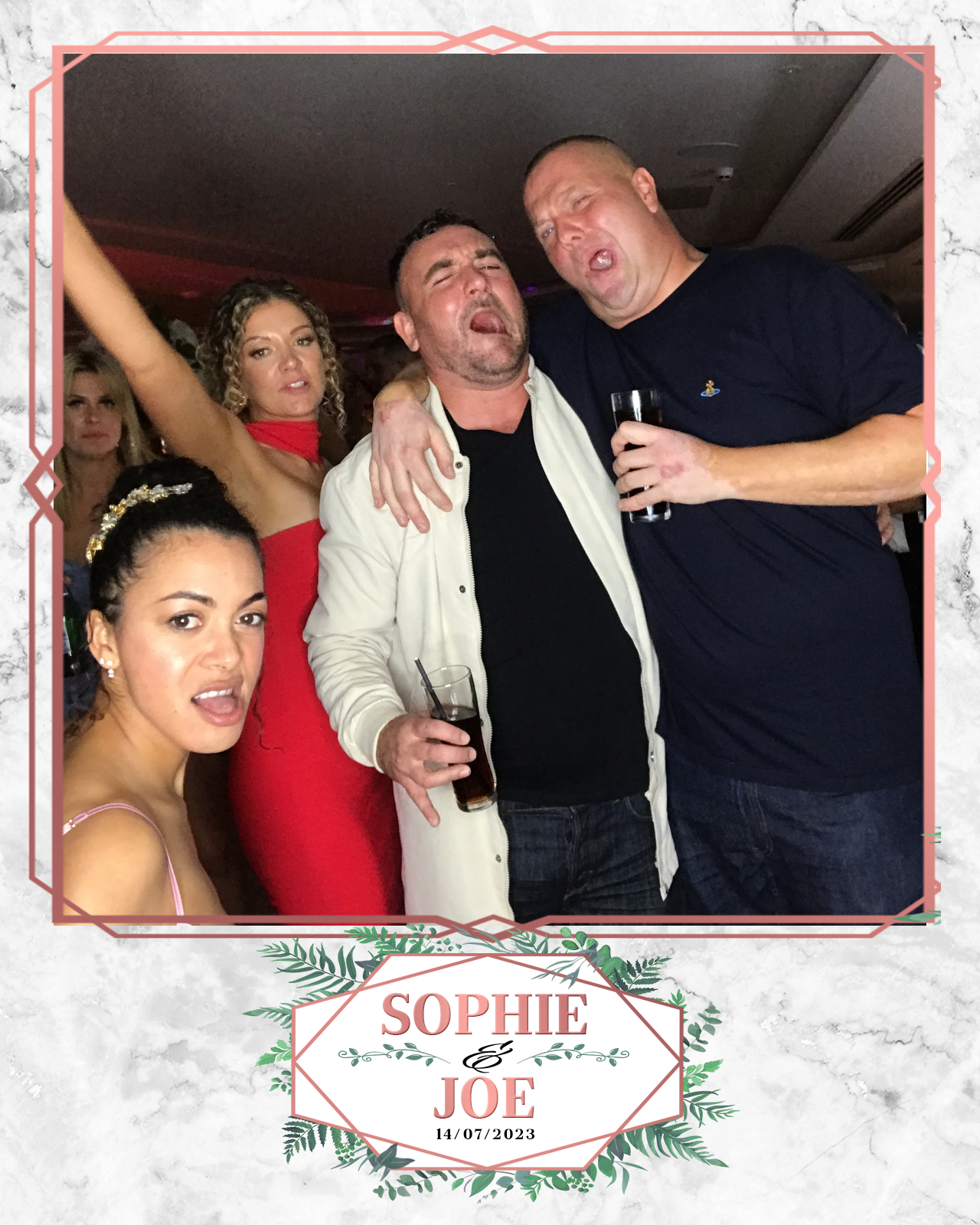 Sophie & Joe | View more photos from the event at gallery.blissbooth.co.uk/u/BlissBooth/Sophie-Joe