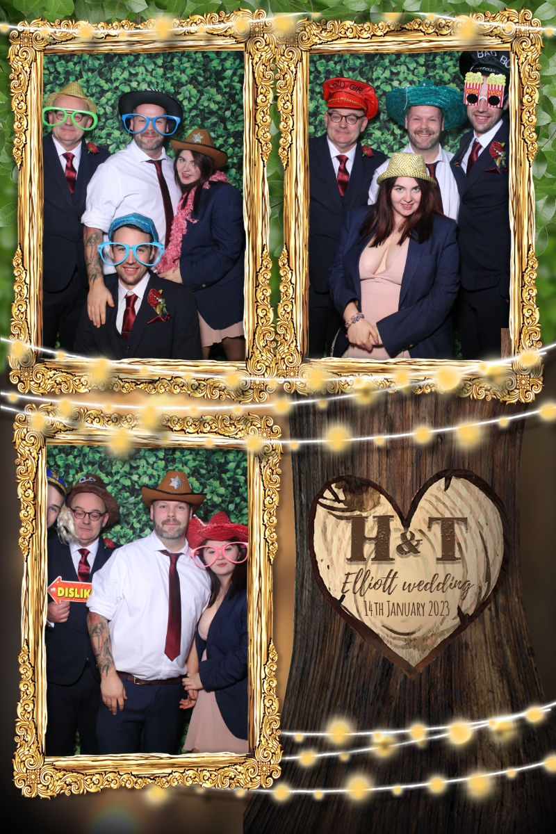 The Elliot Wedding | View more photos from the event at gallery.blissbooth.co.uk/u/BlissBooth/The-Elliot-Wedding