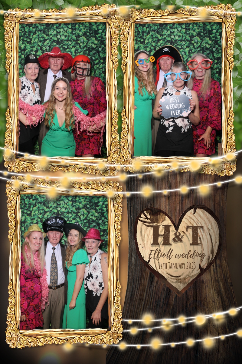 The Elliot Wedding | View more photos from the event at gallery.blissbooth.co.uk/u/BlissBooth/The-Elliot-Wedding