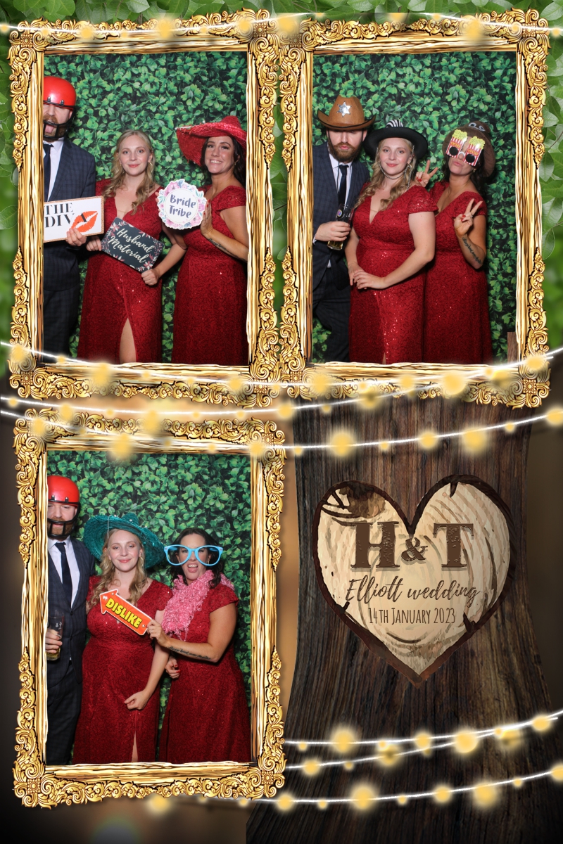 The Elliot Wedding | View more photos from the event at gallery.blissbooth.co.uk/u/BlissBooth/The-Elliot-Wedding