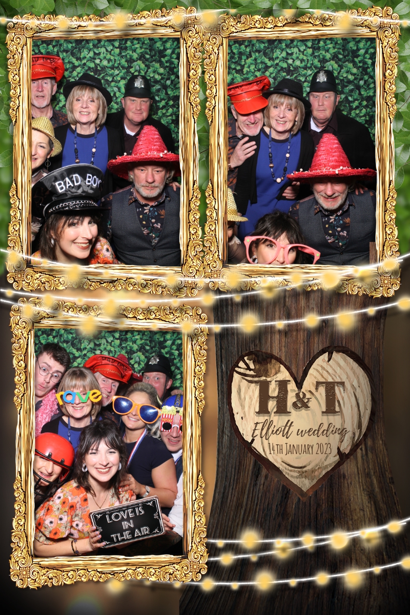 The Elliot Wedding | View more photos from the event at gallery.blissbooth.co.uk/u/BlissBooth/The-Elliot-Wedding