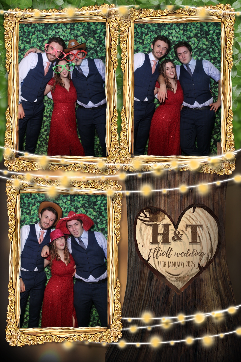 The Elliot Wedding | View more photos from the event at gallery.blissbooth.co.uk/u/BlissBooth/The-Elliot-Wedding