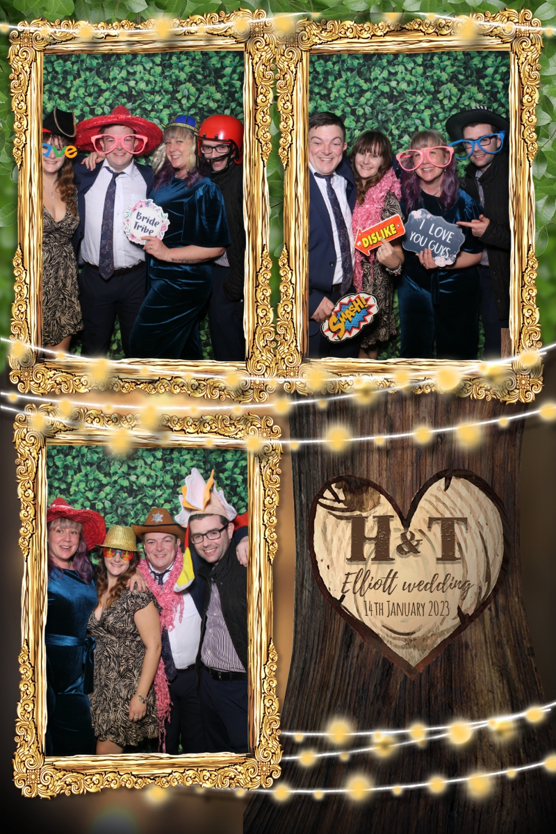 The Elliot Wedding | View more photos from the event at gallery.blissbooth.co.uk/u/BlissBooth/The-Elliot-Wedding
