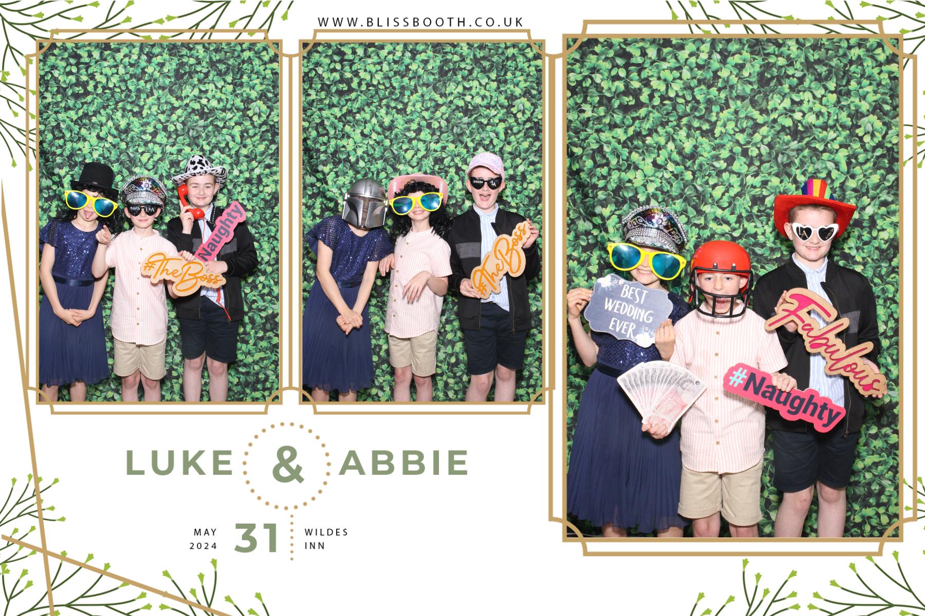 Luke and Abbie | View more photos from the event at gallery.blissbooth.co.uk/u/BlissBooth/Luke-and-Abbie