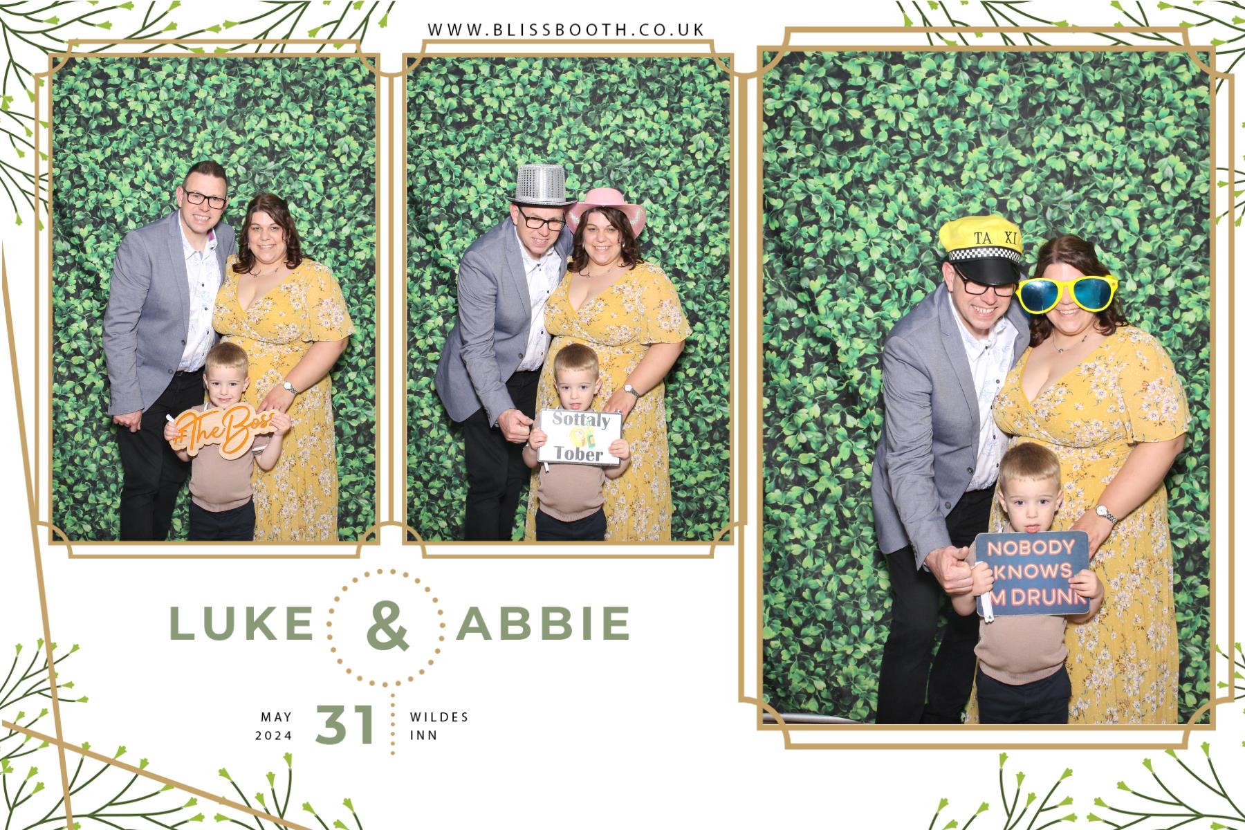 Luke and Abbie | View more photos from the event at gallery.blissbooth.co.uk/u/BlissBooth/Luke-and-Abbie