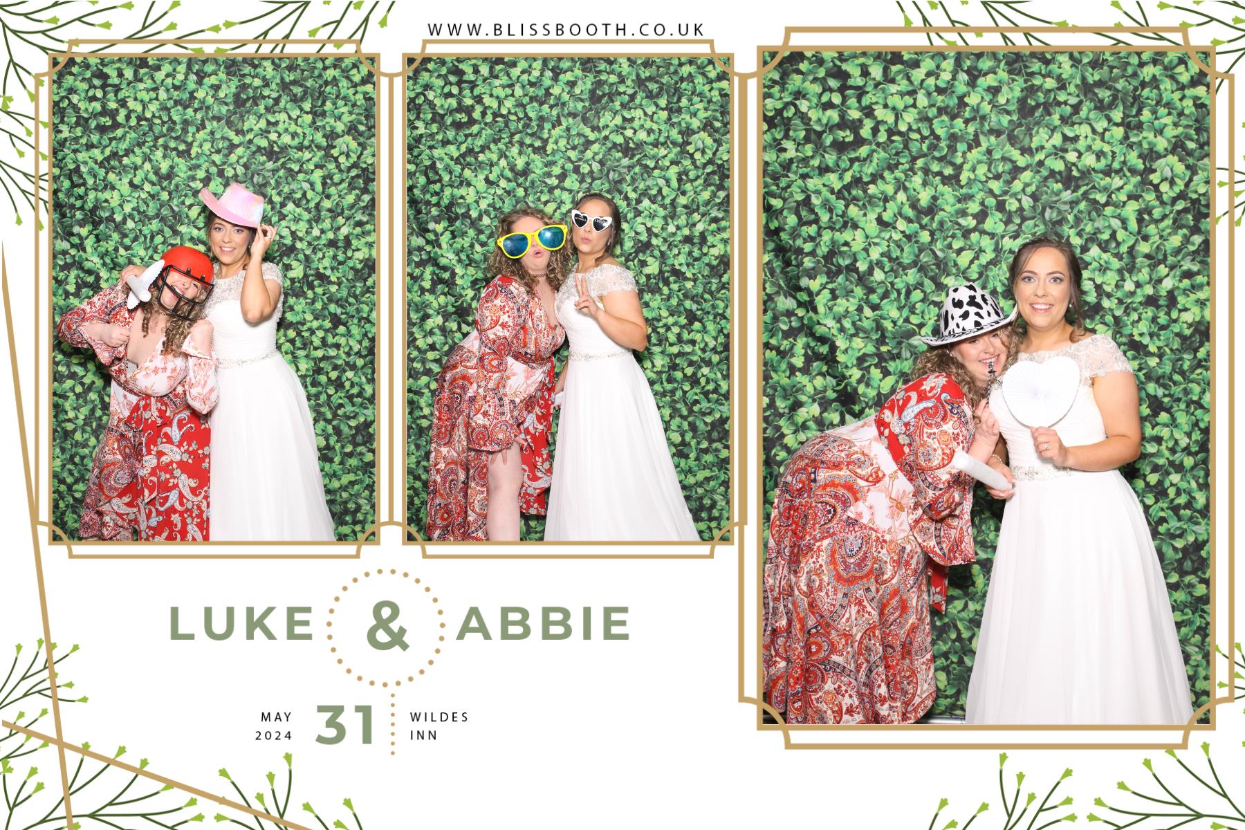Luke and Abbie | View more photos from the event at gallery.blissbooth.co.uk/u/BlissBooth/Luke-and-Abbie
