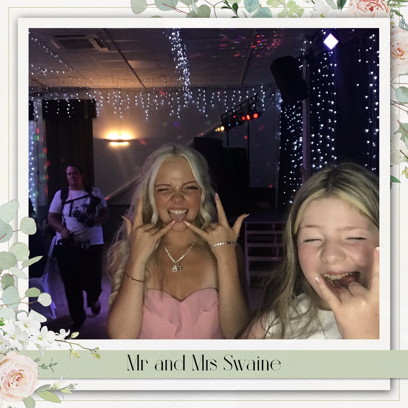 Mr and Mrs Swaine | View more photos from the event at gallery.blissbooth.co.uk/u/BlissBooth/Mr-and-Mrs-Swaine