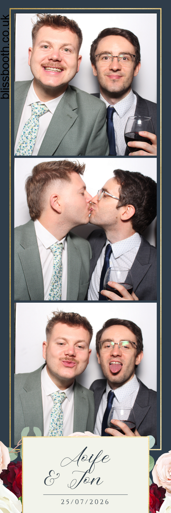 Aoife and John | View more photos from the event at gallery.blissbooth.co.uk/u/BlissBooth/Aoife-and-John