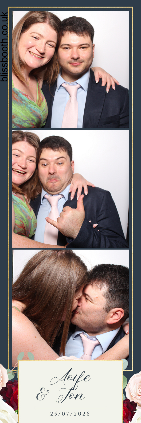 Aoife and John | View more photos from the event at gallery.blissbooth.co.uk/u/BlissBooth/Aoife-and-John
