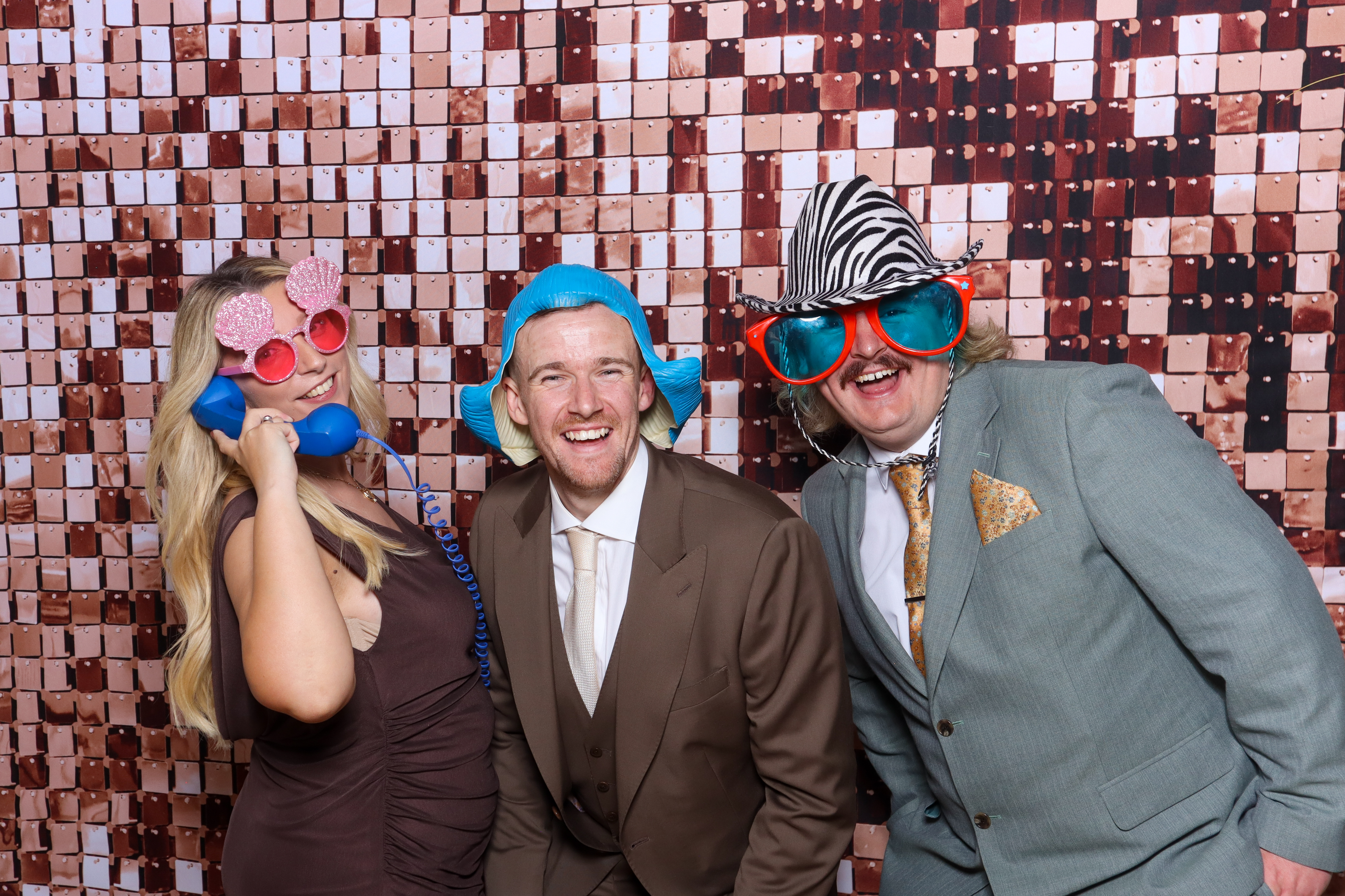 Caitlin and Aaron | View more photos from the event at gallery.blissbooth.co.uk/u/BlissBooth/Caitlin-and-Aaron