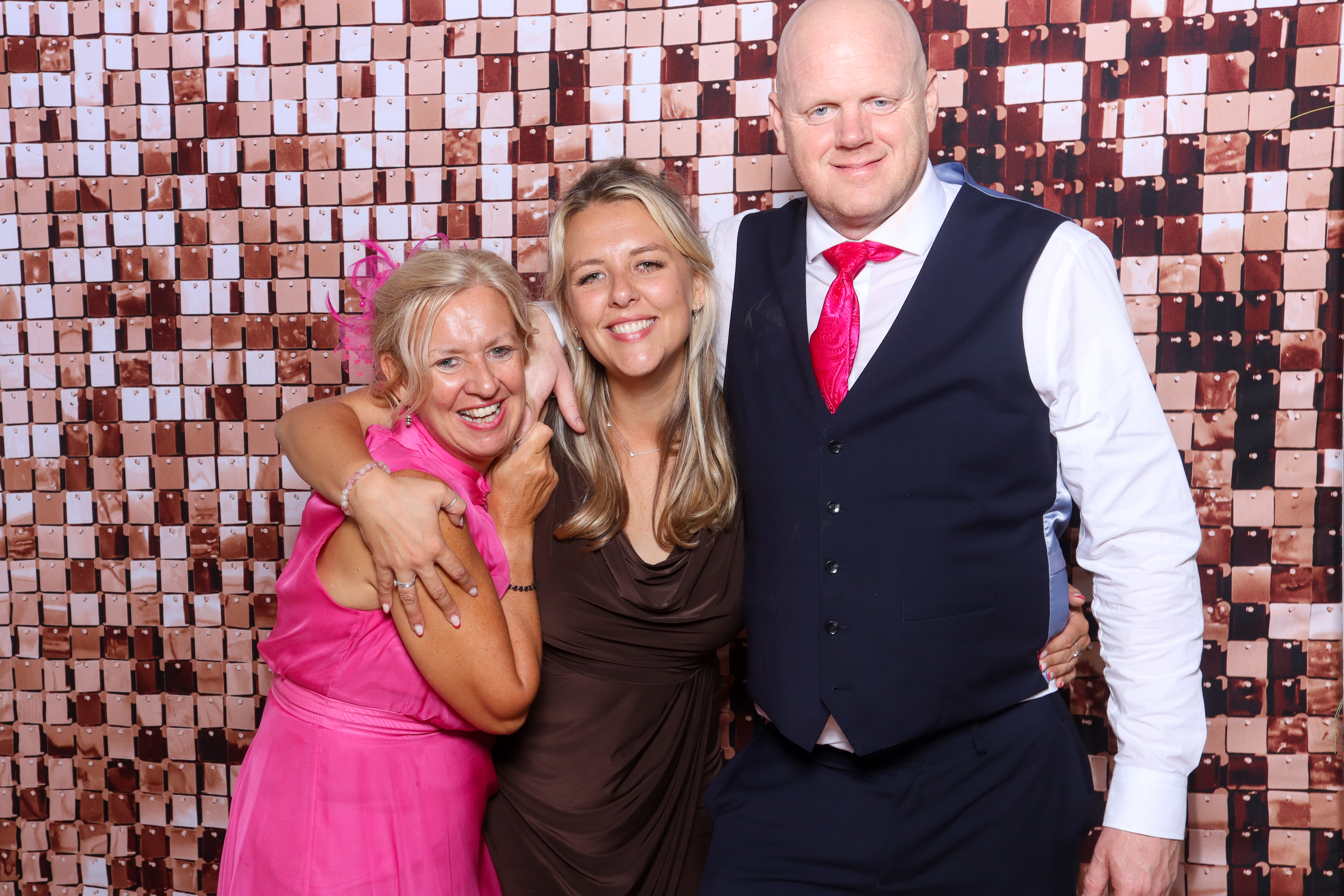 Caitlin and Aaron | View more photos from the event at gallery.blissbooth.co.uk/u/BlissBooth/Caitlin-and-Aaron
