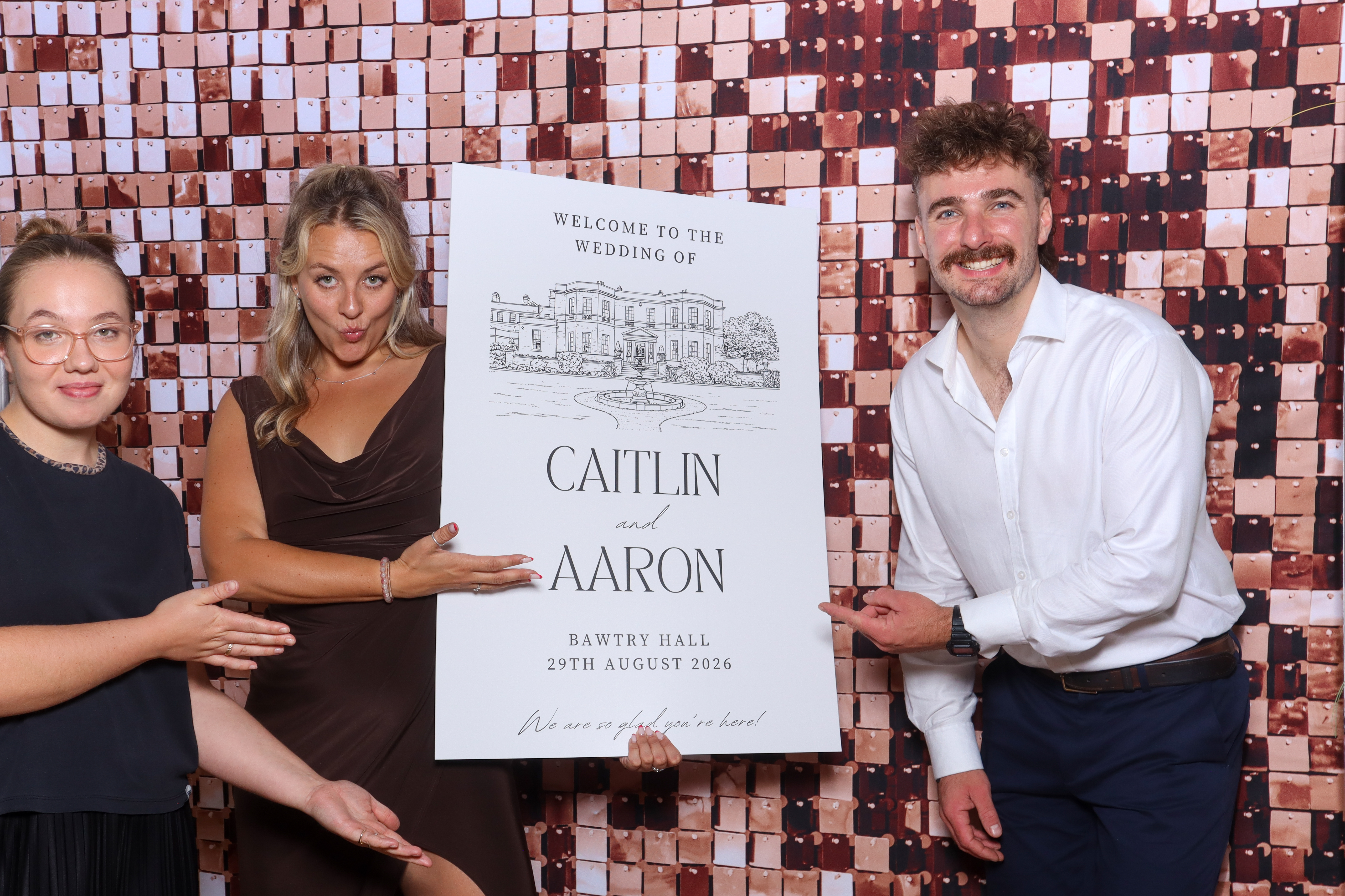 Caitlin and Aaron | View more photos from the event at gallery.blissbooth.co.uk/u/BlissBooth/Caitlin-and-Aaron