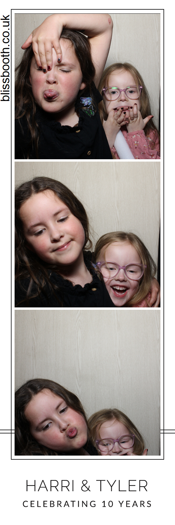 Harri and Tyler | View more photos from the event at gallery.blissbooth.co.uk/u/BlissBooth/Harri-and-Tyler