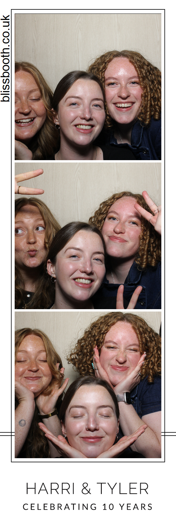 Harri and Tyler | View more photos from the event at gallery.blissbooth.co.uk/u/BlissBooth/Harri-and-Tyler