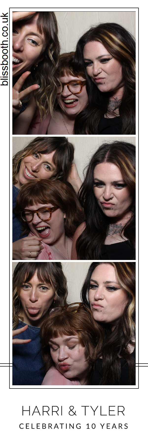 Harri and Tyler | View more photos from the event at gallery.blissbooth.co.uk/u/BlissBooth/Harri-and-Tyler