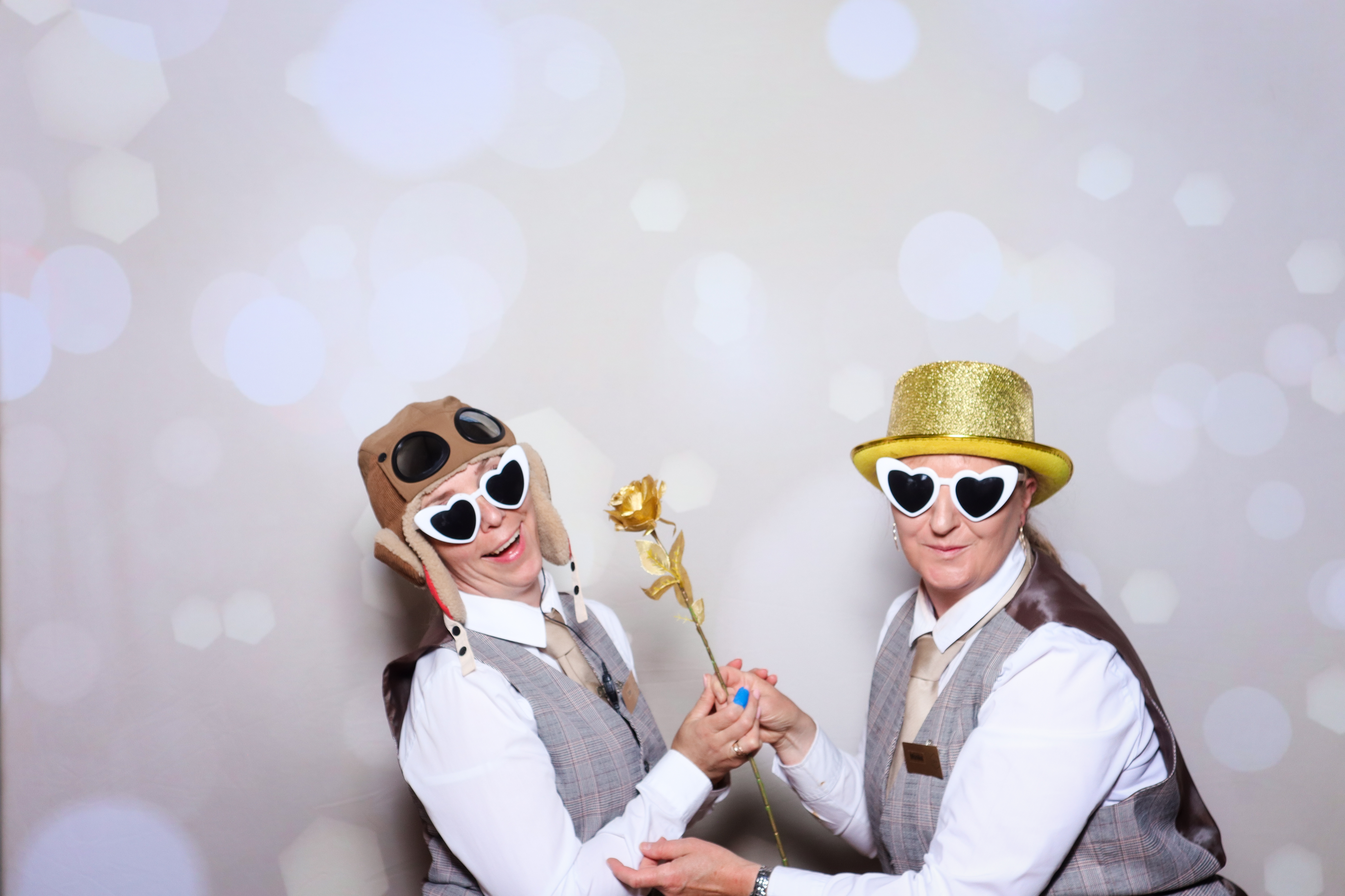 Lily and Tavis | View more photos from the event at gallery.blissbooth.co.uk/u/BlissBooth/Lily-and-Tavis