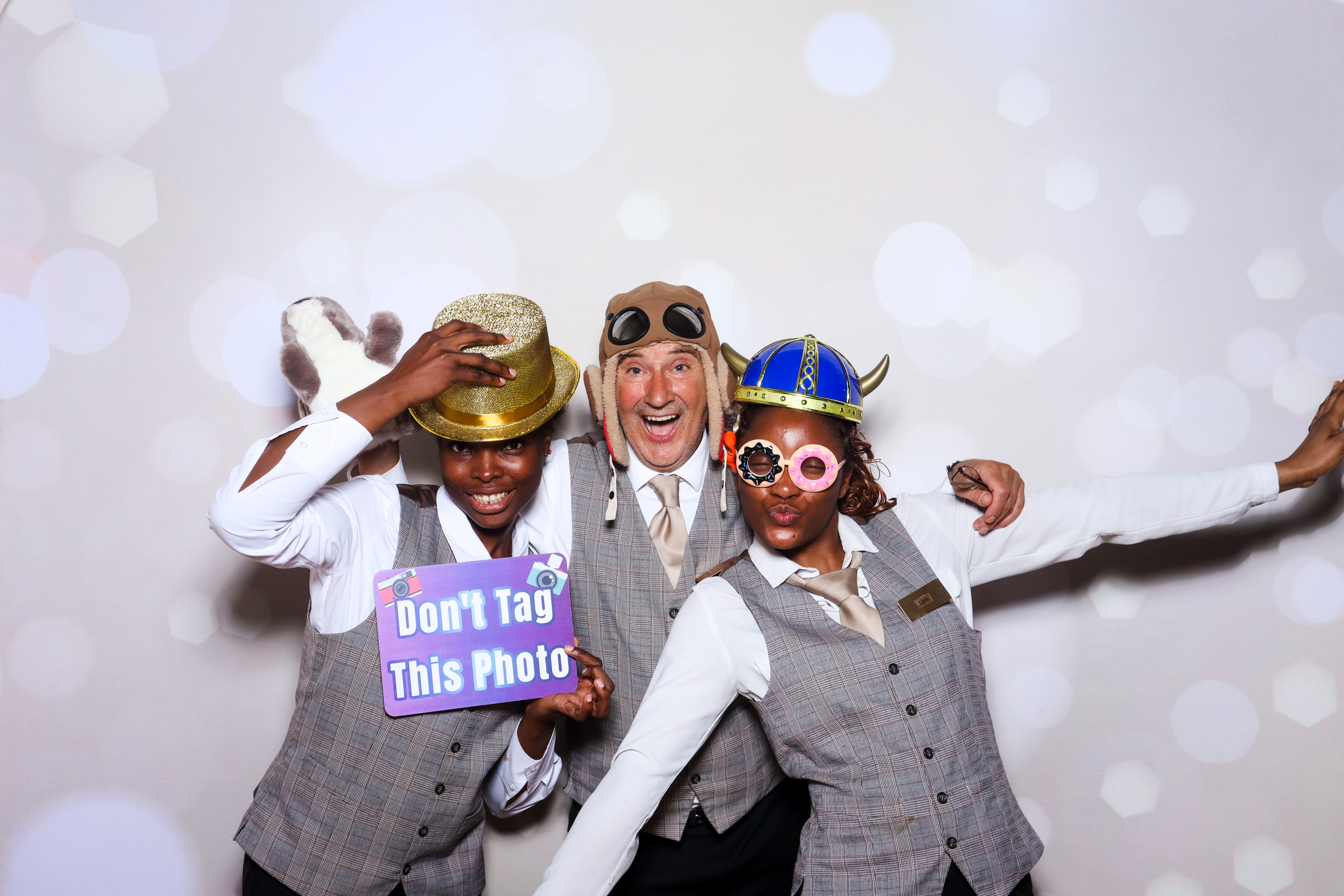Lily and Tavis | View more photos from the event at gallery.blissbooth.co.uk/u/BlissBooth/Lily-and-Tavis