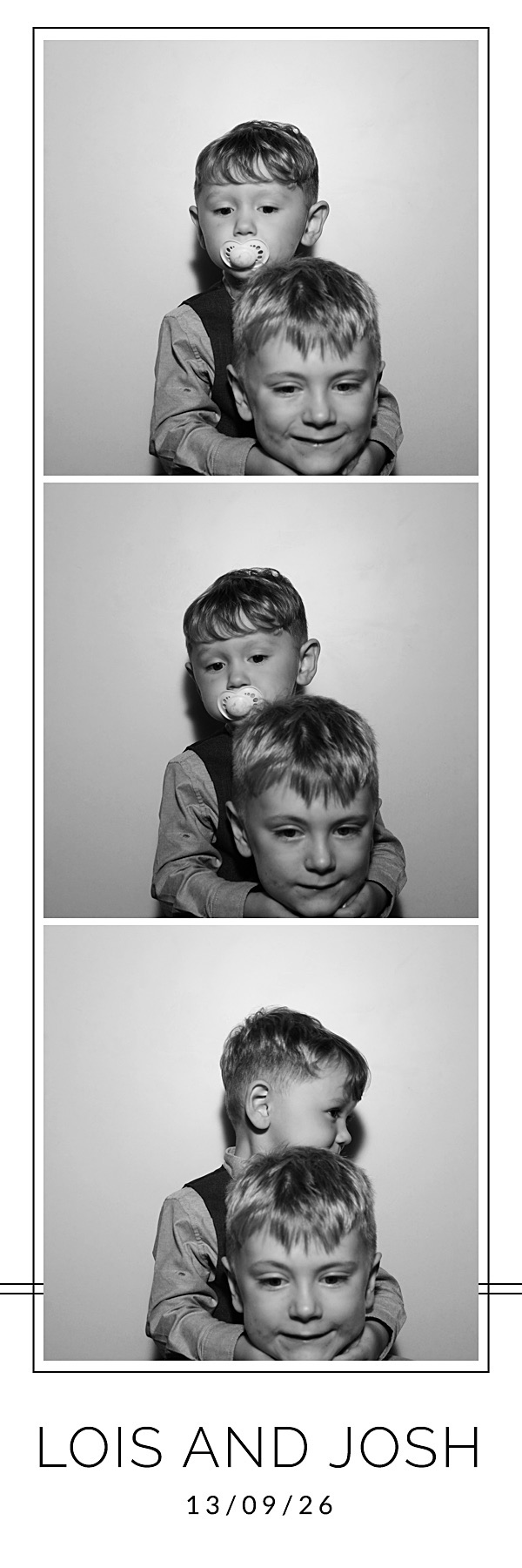 Lois and Josh | View more photos from the event at gallery.blissbooth.co.uk/u/BlissBooth/Lois-and-Josh