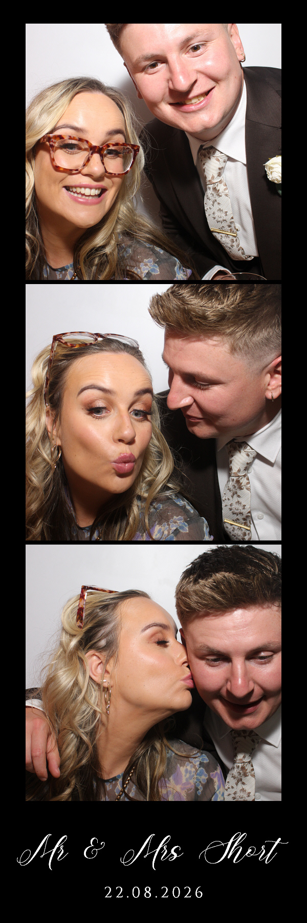 Mr & Mrs Short | View more photos from the event at gallery.blissbooth.co.uk/u/BlissBooth/Mr-Mrs-Short