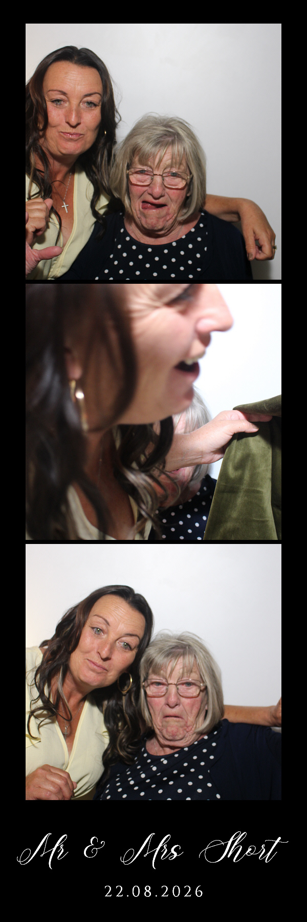 Mr & Mrs Short | View more photos from the event at gallery.blissbooth.co.uk/u/BlissBooth/Mr-Mrs-Short
