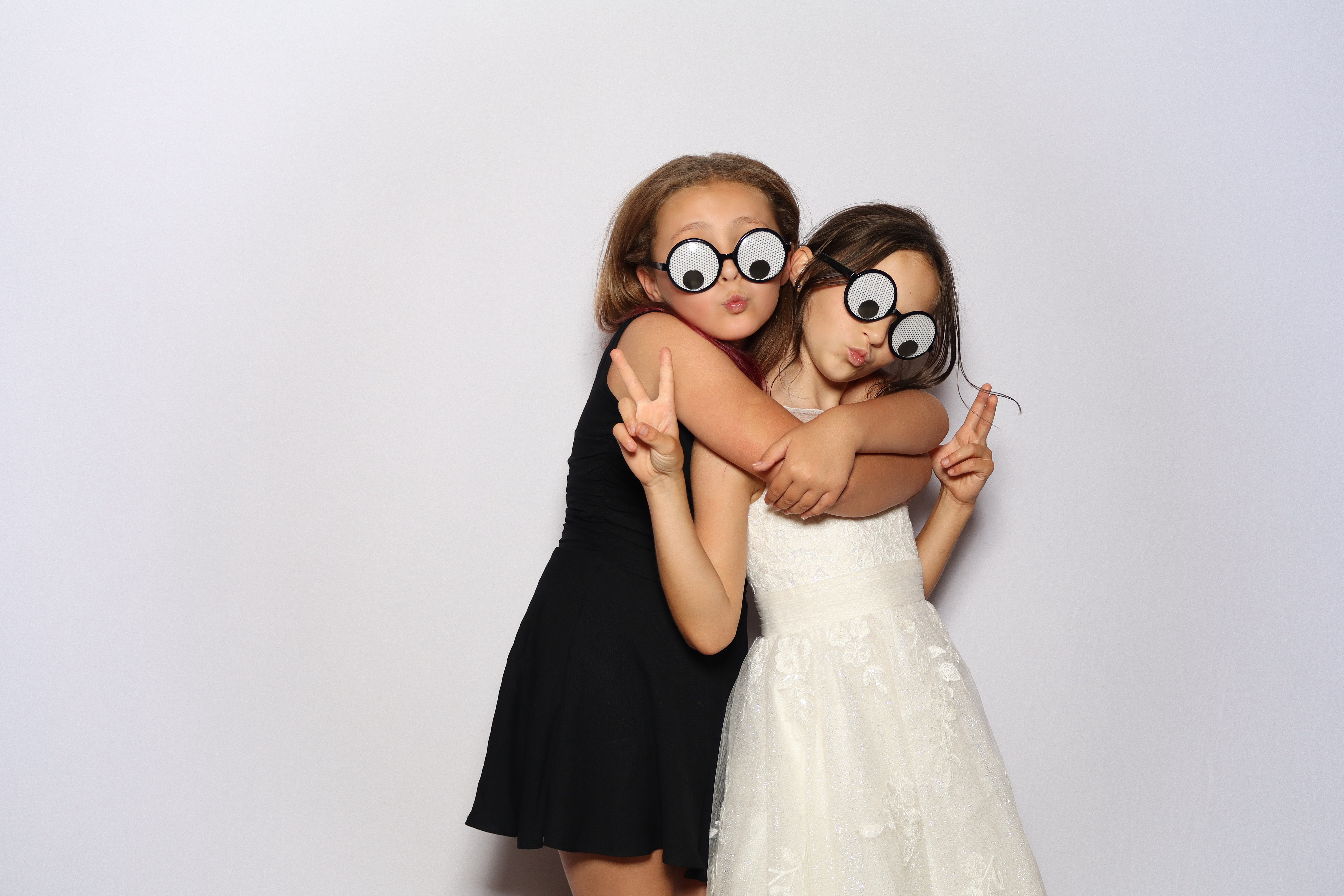 Rebecca and Liam | View more photos from the event at gallery.blissbooth.co.uk/u/BlissBooth/Rebecca-and-Liam-0