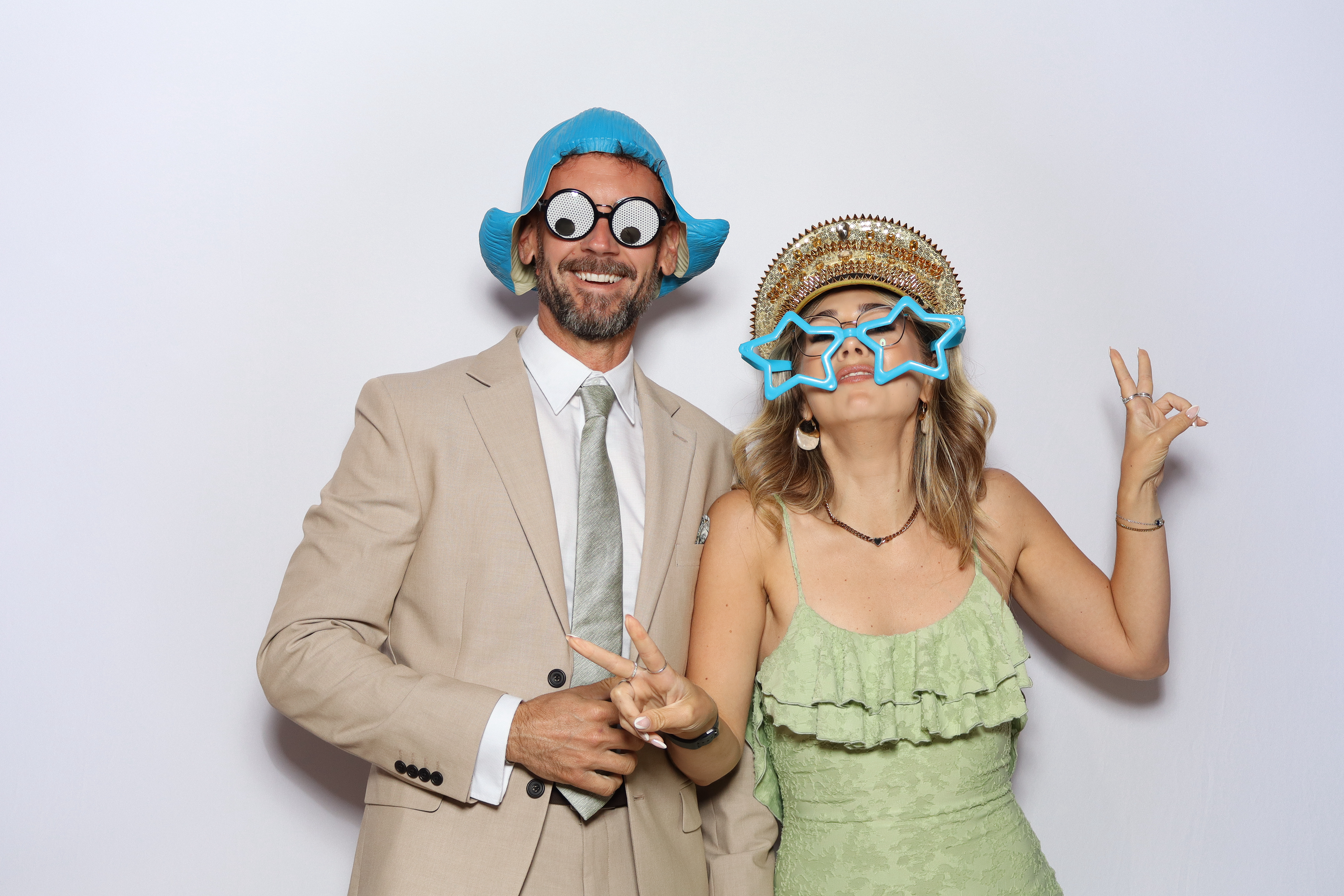 Rebecca and Liam | View more photos from the event at gallery.blissbooth.co.uk/u/BlissBooth/Rebecca-and-Liam-0