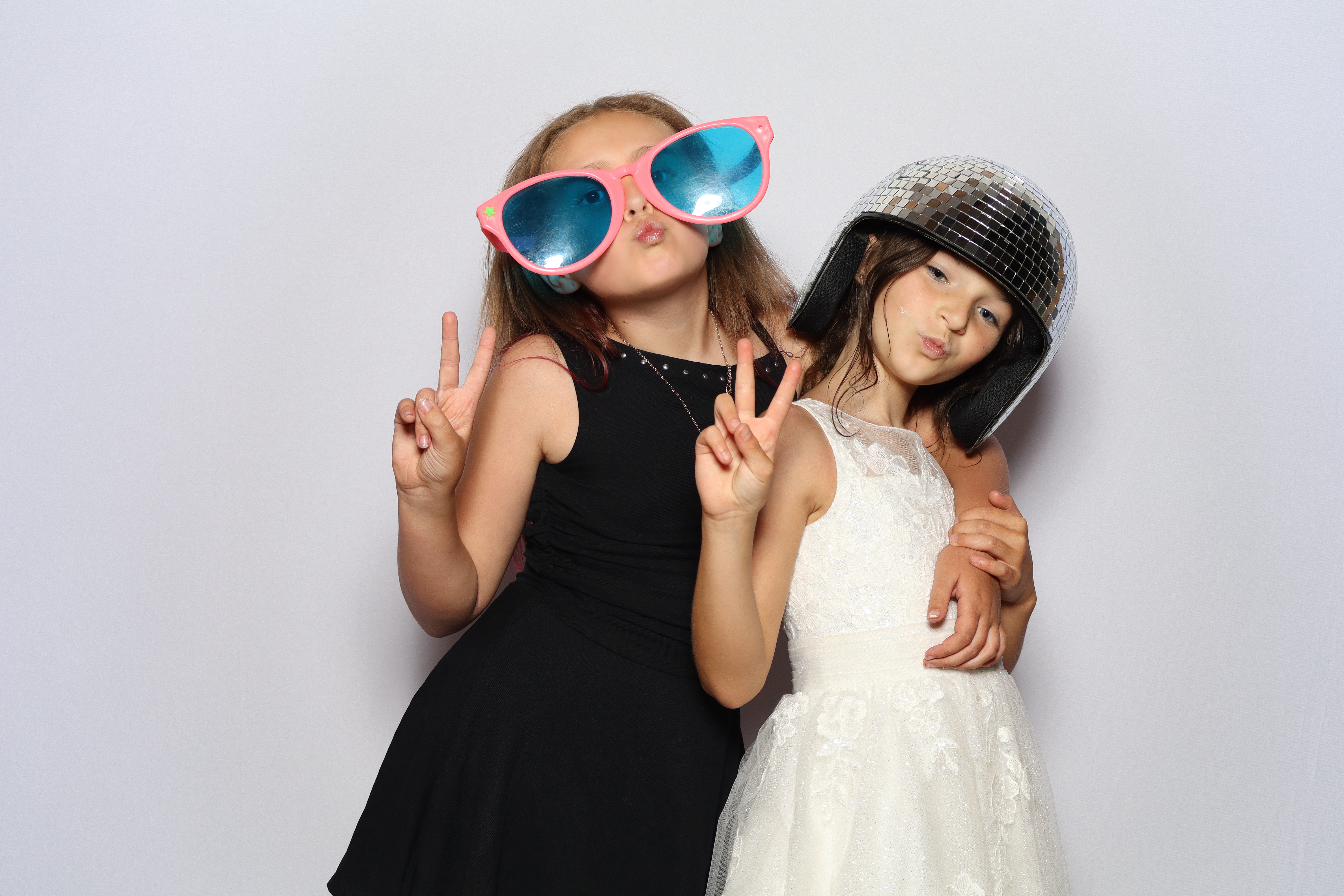 Rebecca and Liam | View more photos from the event at gallery.blissbooth.co.uk/u/BlissBooth/Rebecca-and-Liam-0