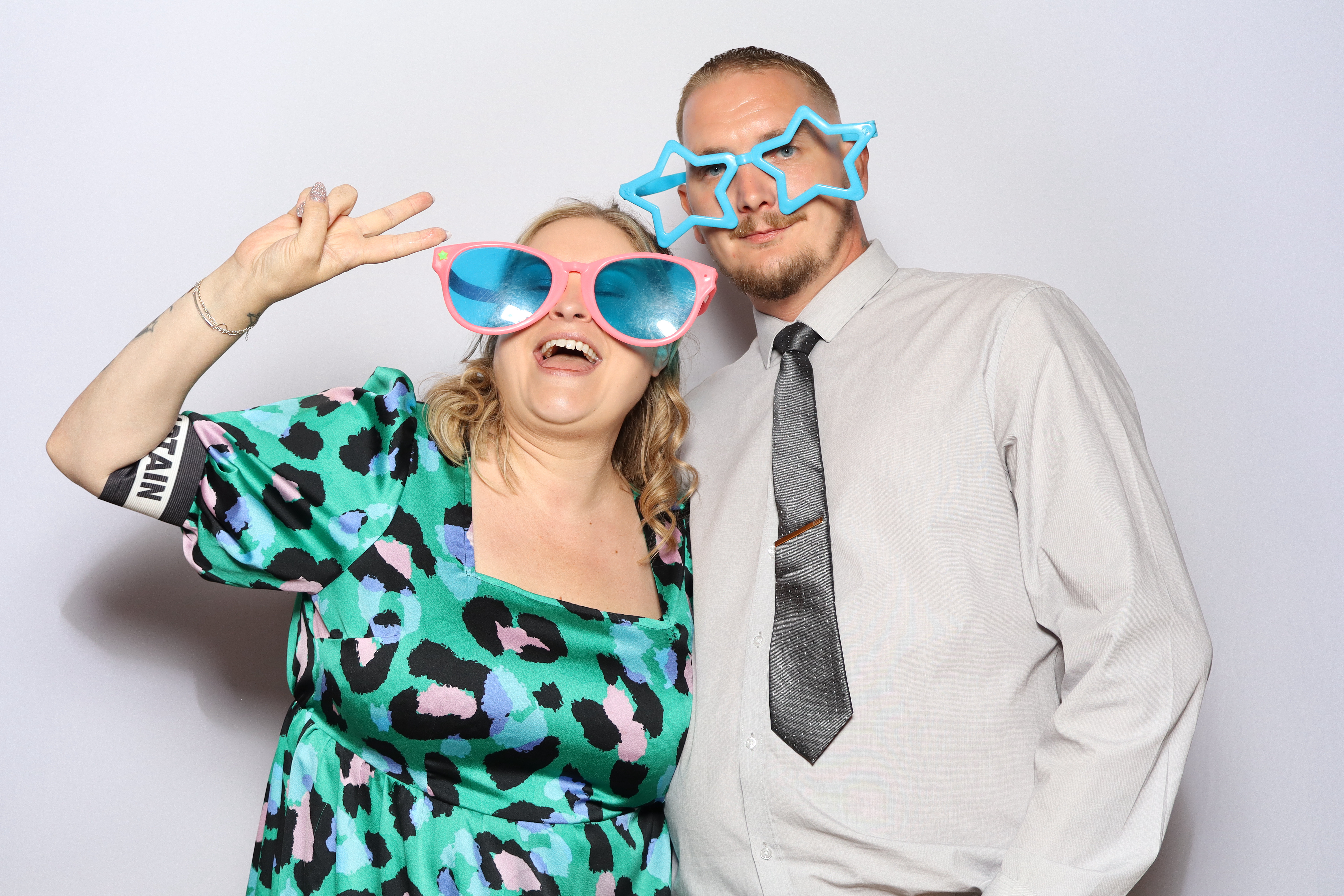 Rebecca and Liam | View more photos from the event at gallery.blissbooth.co.uk/u/BlissBooth/Rebecca-and-Liam-0