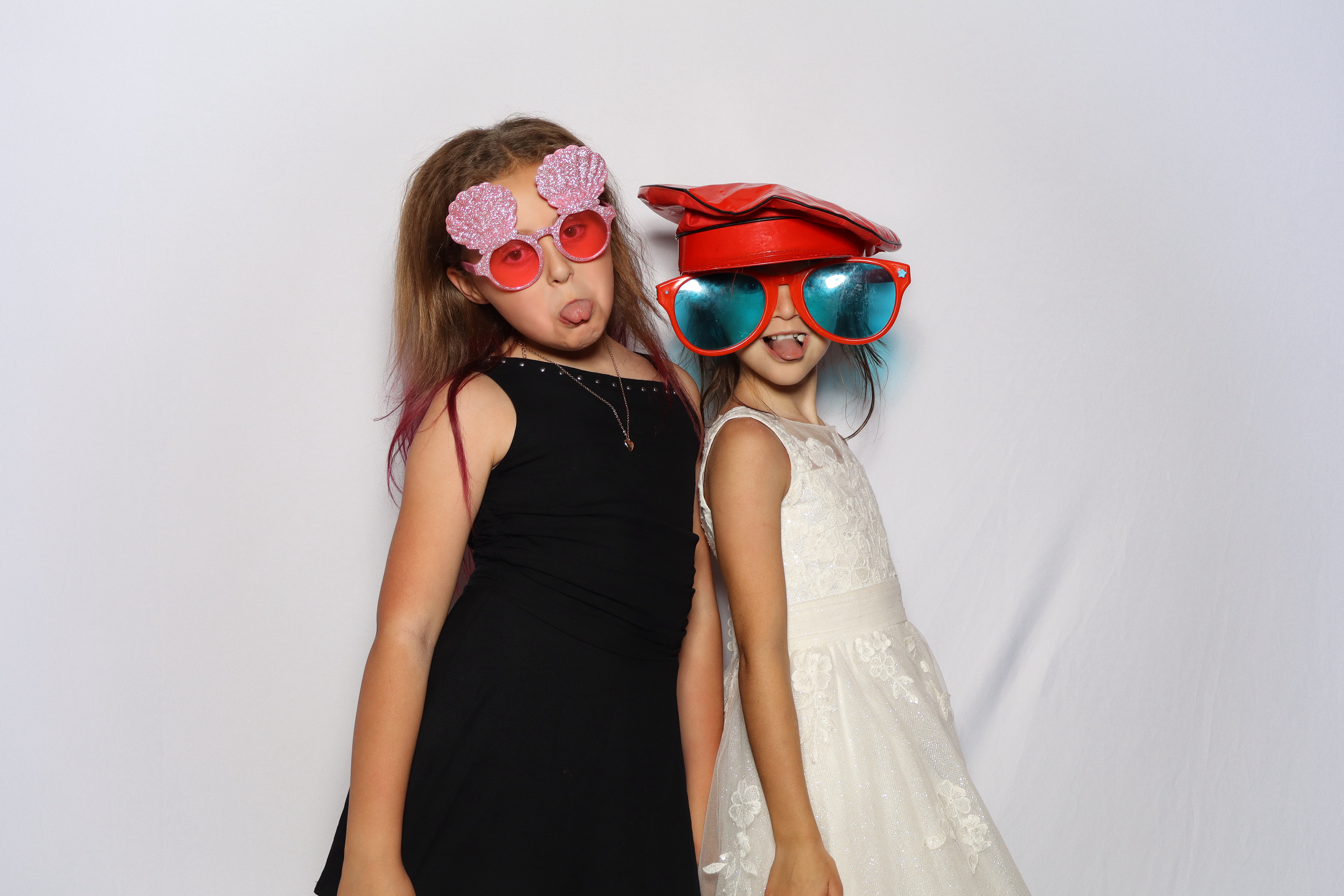 Rebecca and Liam | View more photos from the event at gallery.blissbooth.co.uk/u/BlissBooth/Rebecca-and-Liam-0