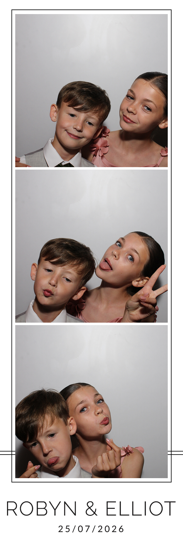 Robyn and Elliot | View more photos from the event at gallery.blissbooth.co.uk/u/BlissBooth/Robyn-and-Elliot