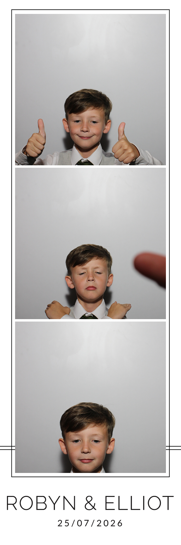 Robyn and Elliot | View more photos from the event at gallery.blissbooth.co.uk/u/BlissBooth/Robyn-and-Elliot