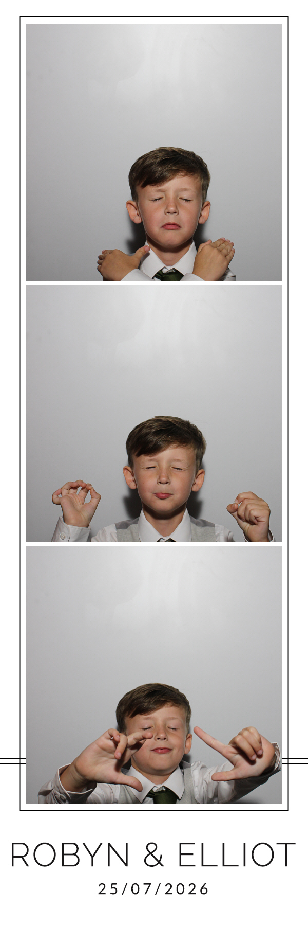 Robyn and Elliot | View more photos from the event at gallery.blissbooth.co.uk/u/BlissBooth/Robyn-and-Elliot
