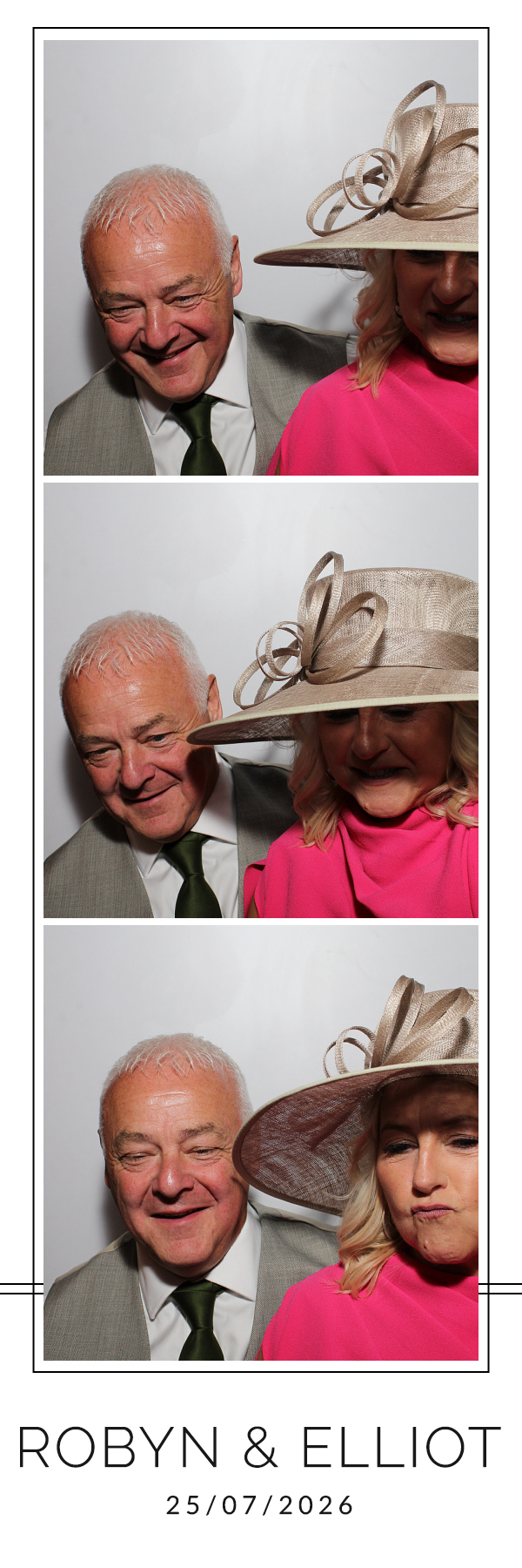 Robyn and Elliot | View more photos from the event at gallery.blissbooth.co.uk/u/BlissBooth/Robyn-and-Elliot